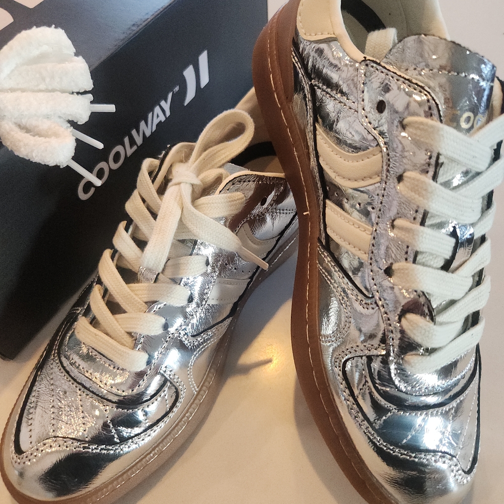 Coolway GOAL Silver Sneakers – Metallic – NWT – Size 38 (US 7/7.5)